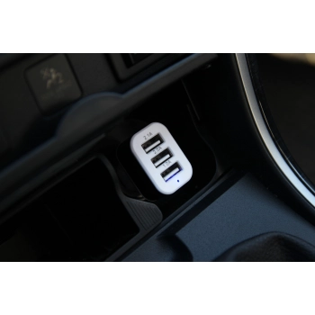 Ładowarka samochodowa 3xUSB biała PCH-03